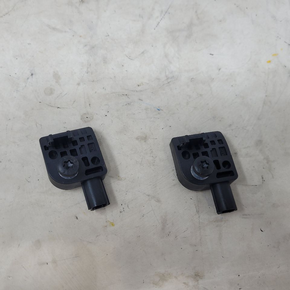 2020 ESCALAESV PAIR OF SRS CRASH SENSORS 26671010 24975 - image 6