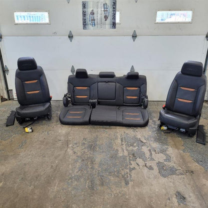 2019 SIERRA150 AT4 FRONT & REAR SEATS HEATED COOLED 24995 - image 1