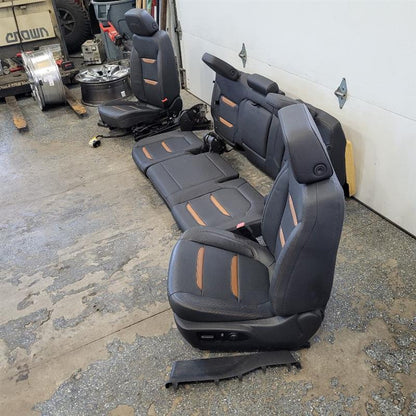 2019 SIERRA150 AT4 FRONT & REAR SEATS HEATED COOLED 24995 - image 2