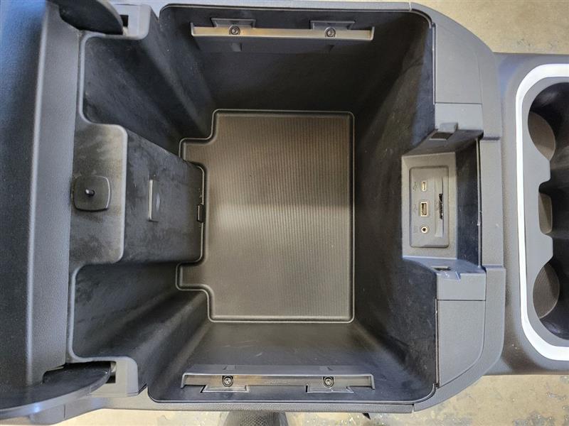 2019 SIERRA150 CENTER CONSOLE AT4 WIRELESS CHARGER 24996 - image 9