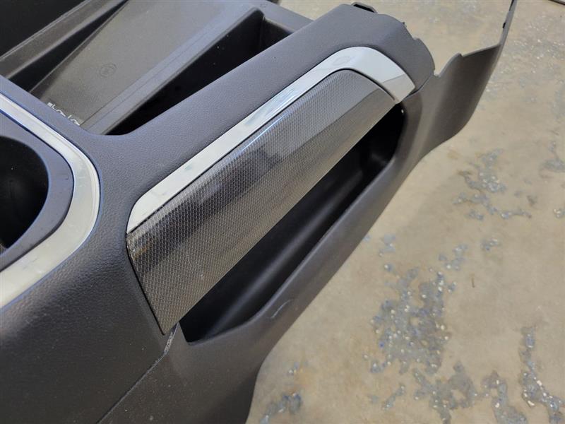 2019 SIERRA150 CENTER CONSOLE AT4 WIRELESS CHARGER 24996 - image 14