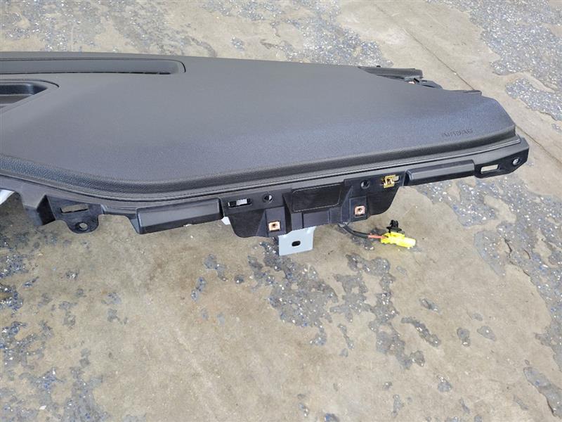 2019 SIERRA150 BLACK DASH PANEL W/O HUD CUTOUT 25025 - image 11