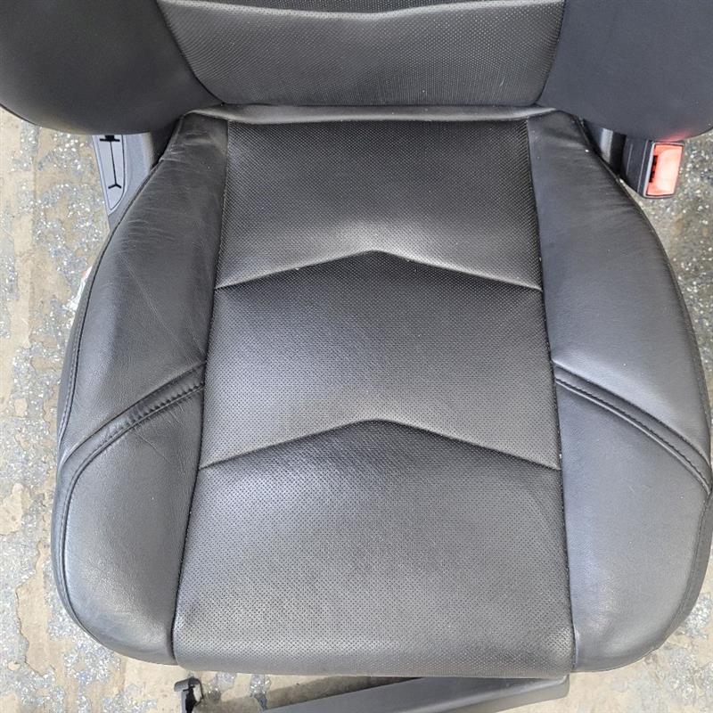 2020 ESCALAESV FRONT BLACK LEATHER SEATS PAIR 25031 - image 6
