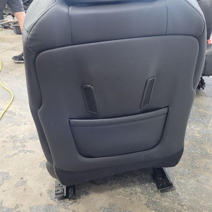 2020 ESCALAESV FRONT BLACK LEATHER SEATS PAIR 25031 - image 13