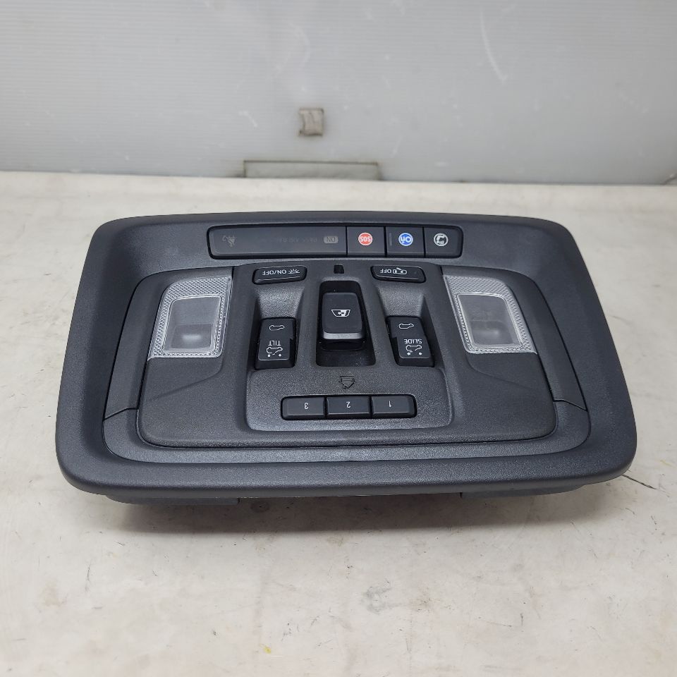 2019 SIERRA150 OVERHEAD CONSOLE BLACK WITH SUNROOF 25033 - image 2