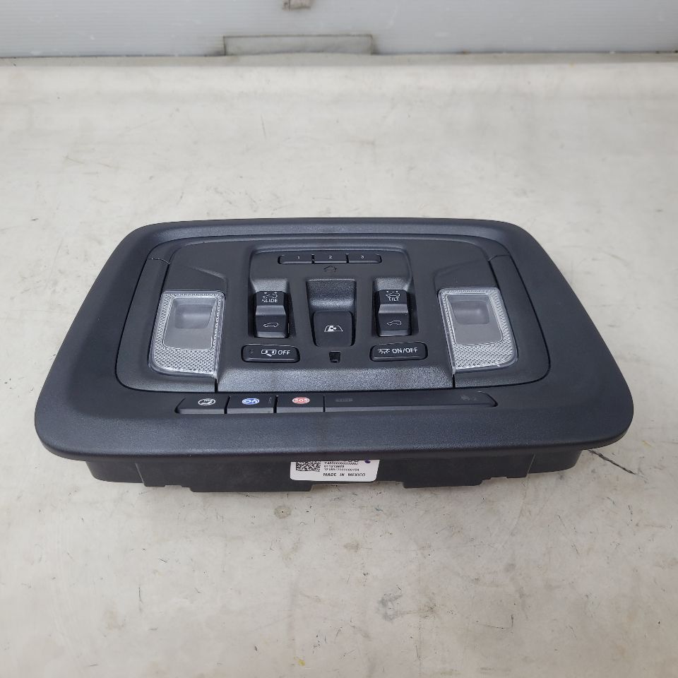 2019 SIERRA150 OVERHEAD CONSOLE BLACK WITH SUNROOF 25033 - image 5