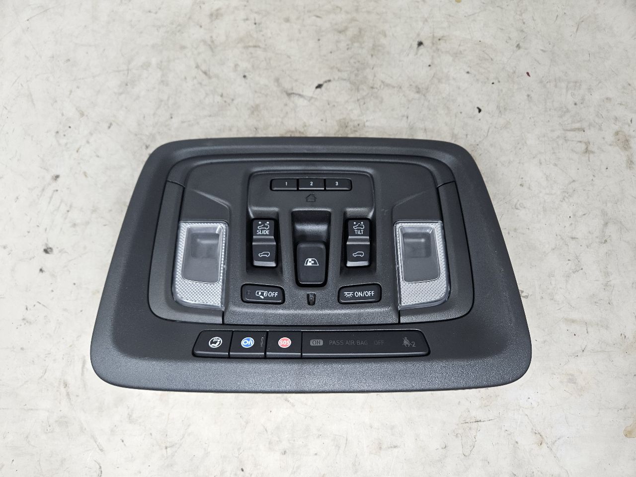 2019 SIERRA150 OVERHEAD CONSOLE BLACK WITH SUNROOF 25033 - image 17