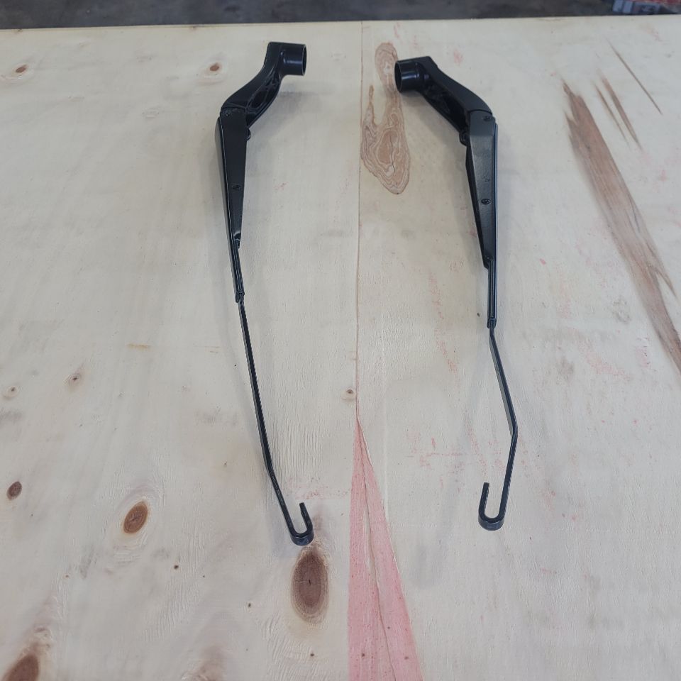 2019 SIERRA150 WINDSHIELD WIPER ARMS PAIR LH RH 25062 - image 3