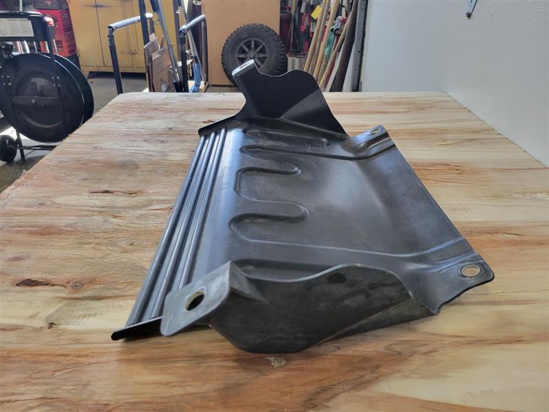 2019 SIERRA150 23385004 OEM AT4 SKID PLATE 25087 - image 9