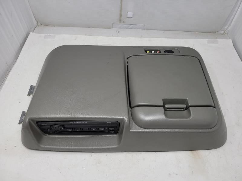 2004 ESCALADE OVERHEAD DVD PLAYER AND SCREEN 250 - image 1