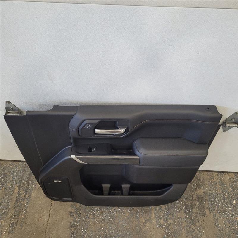 2019 SIERRA150 FRONT RH AT4 DOOR PANEL TRIM 25117 - image 2