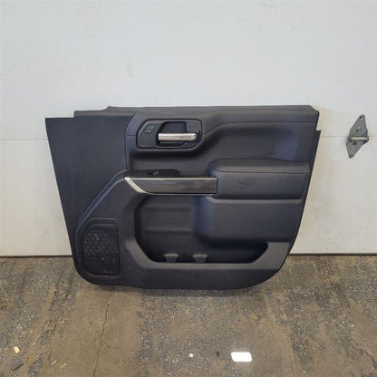 2019 SIERRA150 RH FRONT DOOR TRIM PANEL AT4 25121 - image 1