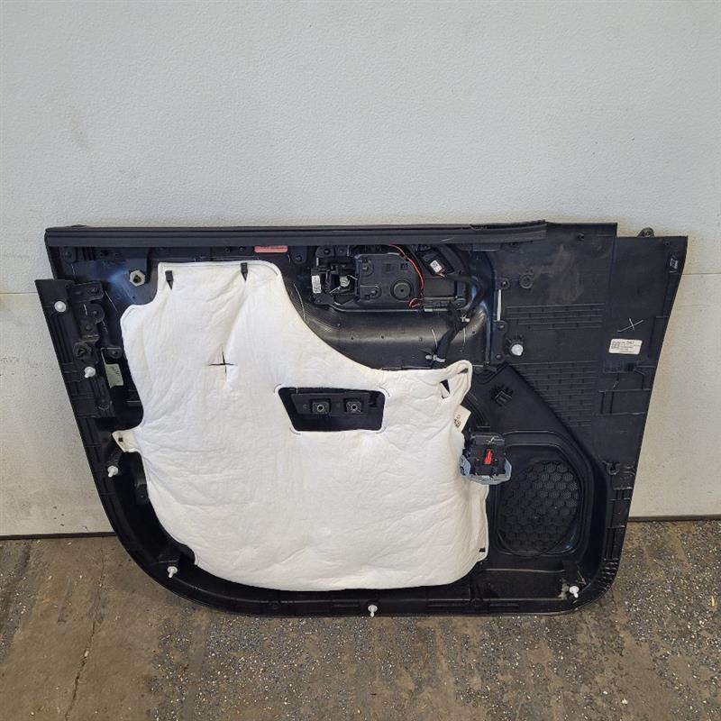 2019 SIERRA150 RH FRONT DOOR TRIM PANEL AT4 25121 - image 5