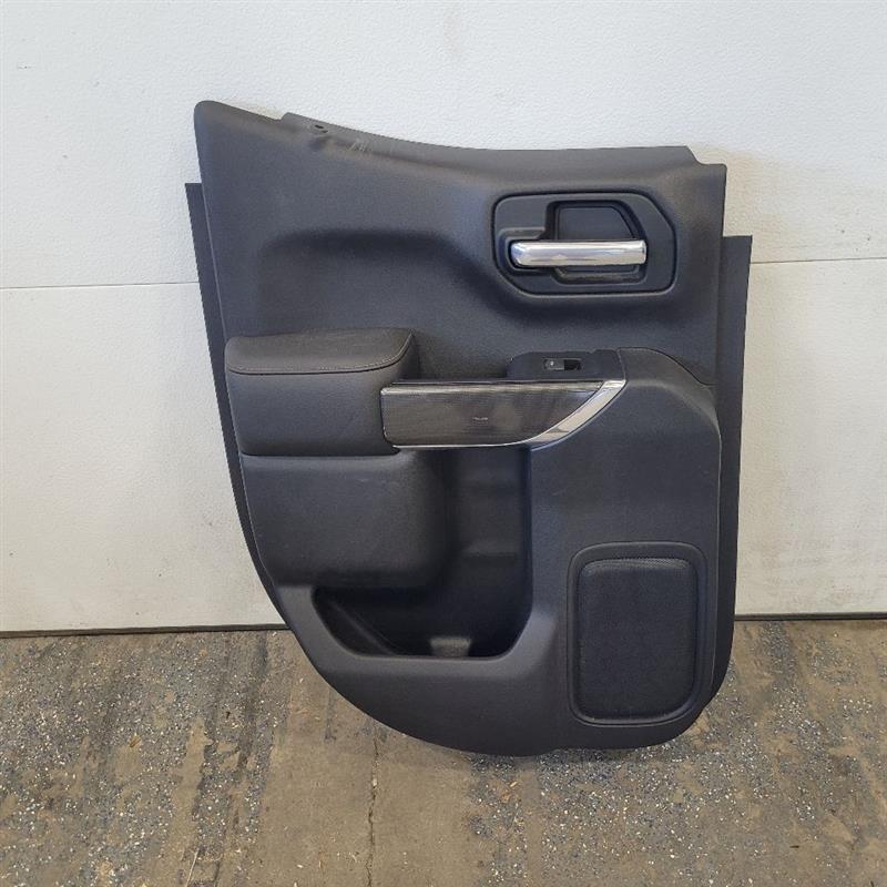 2019 SIERRA150 LH REAR DOOR TRIM PANEL DOUBLE CAB 25122 - image 1