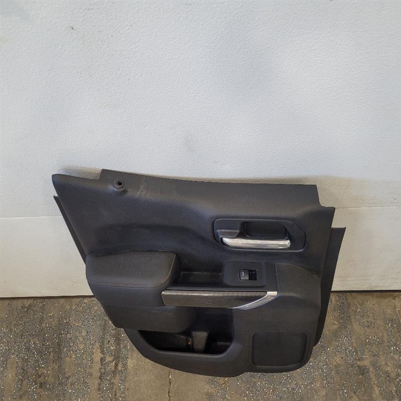 2019 SIERRA150 LH REAR DOOR TRIM PANEL DOUBLE CAB 25122 - image 2