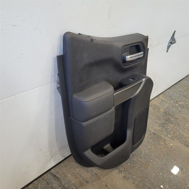 2019 SIERRA150 LH REAR DOOR TRIM PANEL DOUBLE CAB 25122 - image 3
