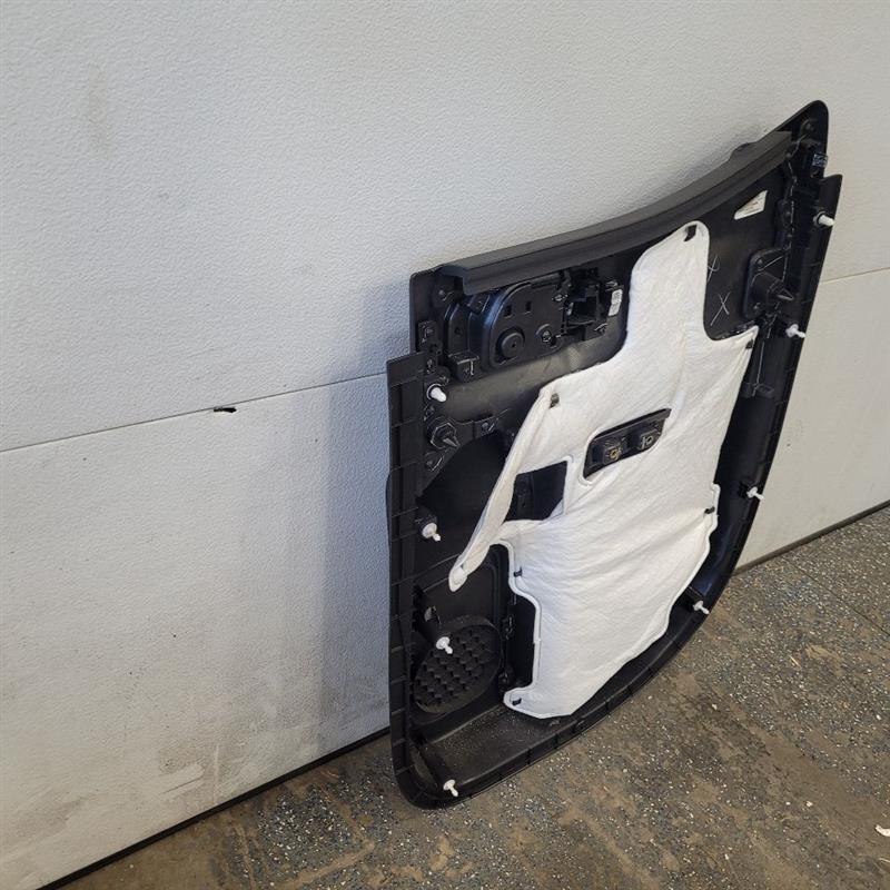 2019 SIERRA150 LH REAR DOOR TRIM PANEL DOUBLE CAB 25122 - image 7