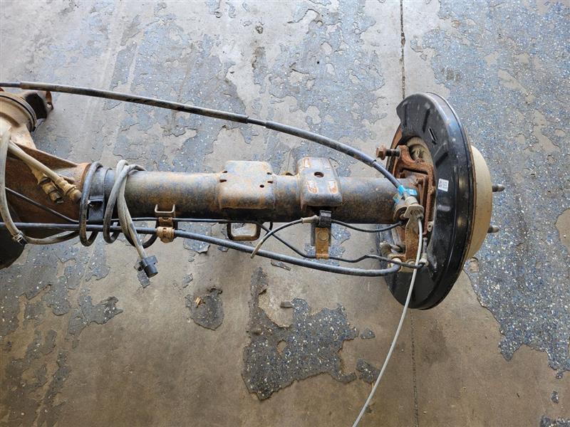 2017 SILVRDO15 REAR AXLE 6.2L GU5 3.23 RATIO 115K 25238 - image 5