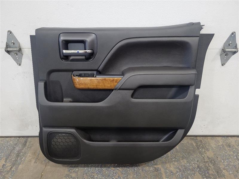 2017 SILVRDO15 RH REAR HIGH COUNTRY DOOR PANEL TRIM 25241 - image 1