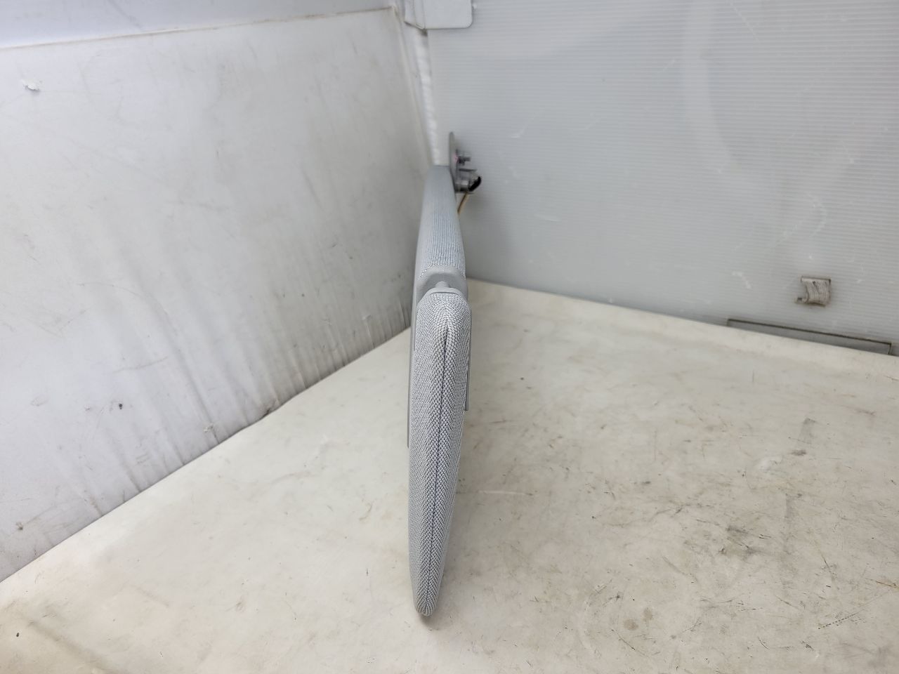 2017 SILVRDO15 LH DRIVER SUN VISOR LIGHTED GREY 25259 - image 3