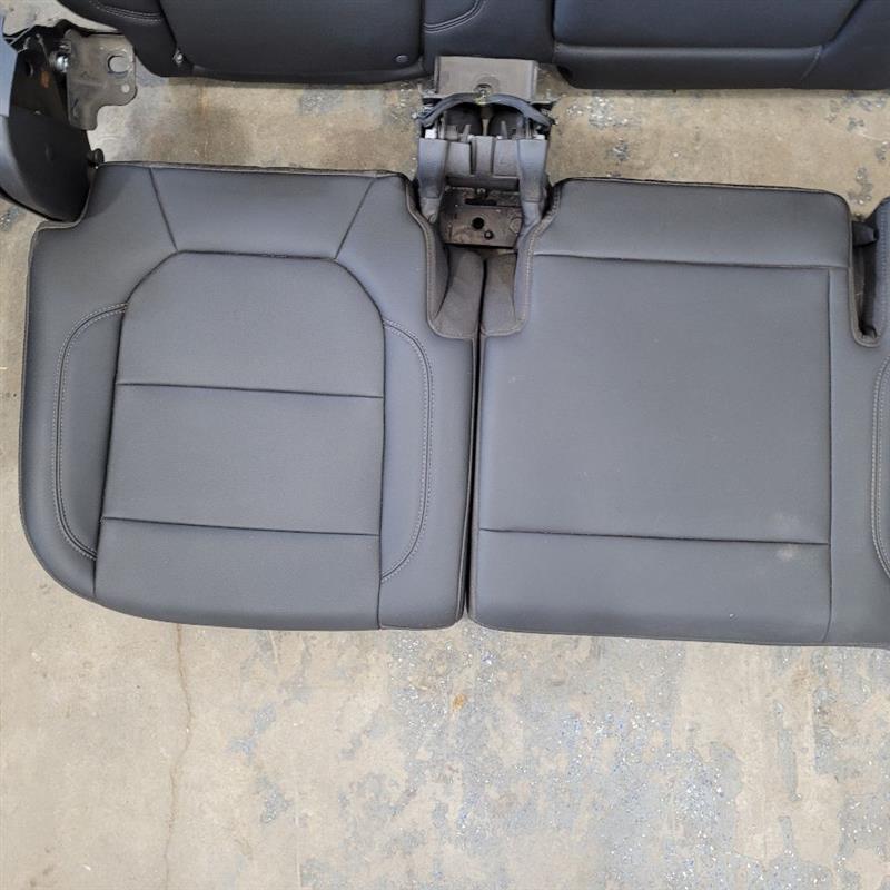 2019 SIERRA150 BLACK LEATHER FRONT REAR SEATS HEATE 25316 - image 7