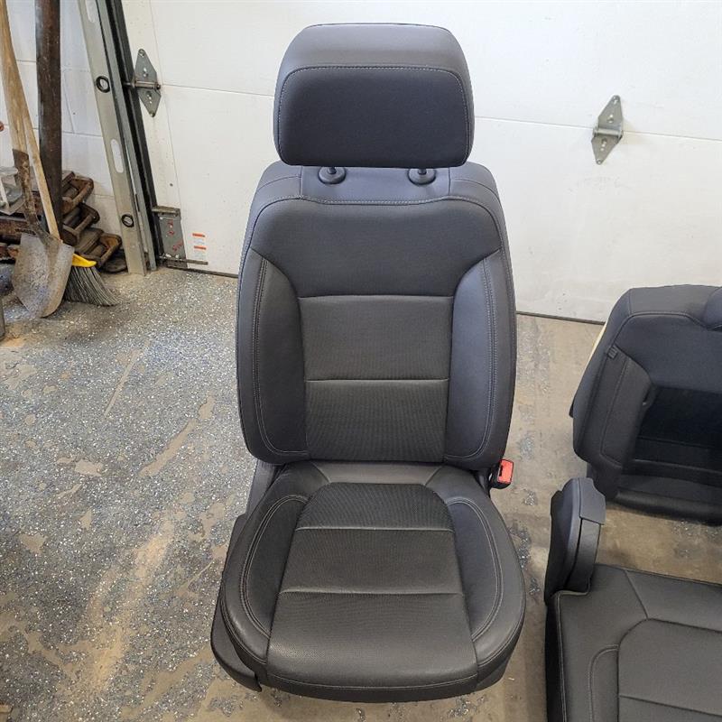 2019 SIERRA150 BLACK LEATHER FRONT REAR SEATS HEATE 25316 - image 17