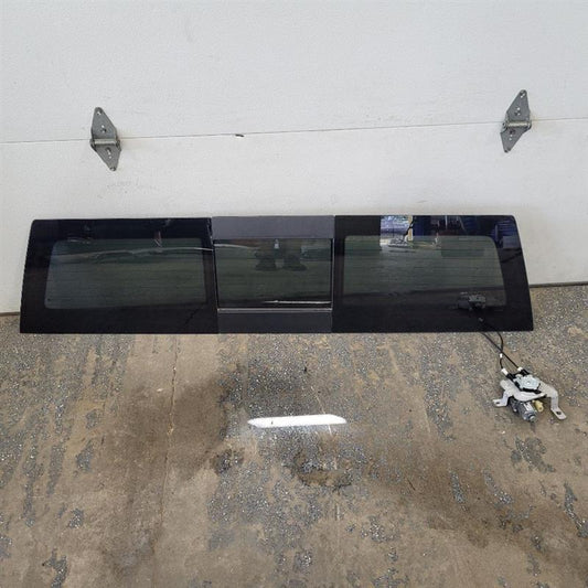 2019 SIERRA150 OEM POWER SLIDING GLASS WITH MOTOR 25317 - image 1