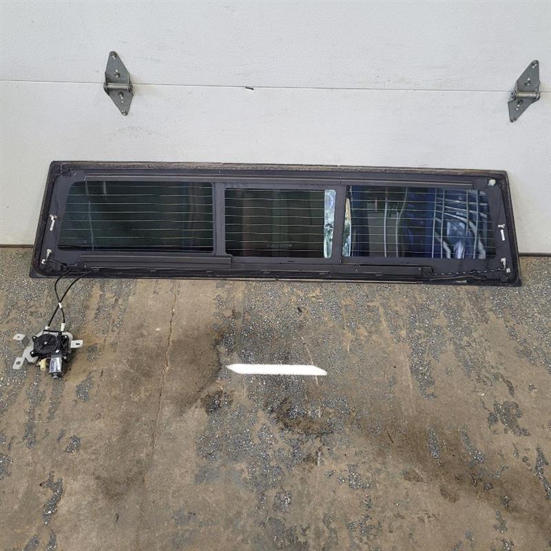 2019 SIERRA150 OEM POWER SLIDING GLASS WITH MOTOR 25317 - image 4