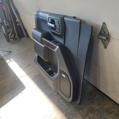 2019 SIERRA150 LH DRIVER FRONT DOOR PANEL TRIM SLT 25358 - image 3