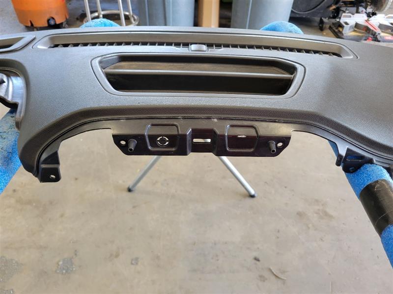 2019 SIERRA150 BLACK TOP DASH PANEL NO HUD 84533841 25392 - image 5