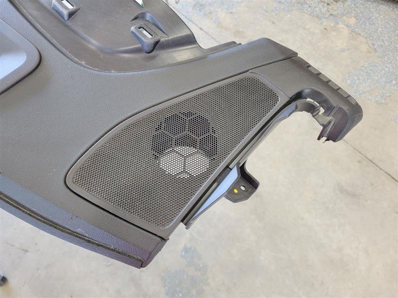 2019 SIERRA150 BLACK TOP DASH PANEL NO HUD 84533841 25392 - image 9