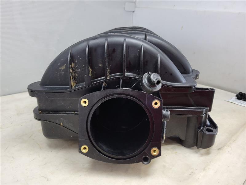 2019 SIERRA150 L87 6.2L ENGINE INTAKE BROKE NIPPLE 25395 - image 4