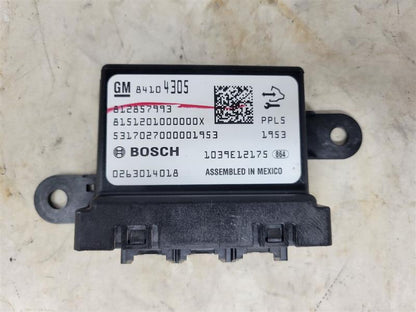2017 SILVRDO15 DRIVER PARK ASSIST MODULE 84104305 25412 - image 1