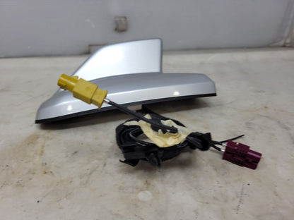 2019 SIERRA150 SHARKFIN ANTENNA SWITCHBLADE SILVER 25438 - image 4