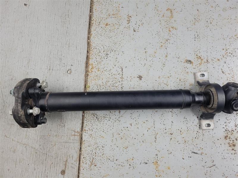 2017 CAMARO REAR DRIVE SHAFT, SS, MANUAL TRANSMI 25517 - image 2