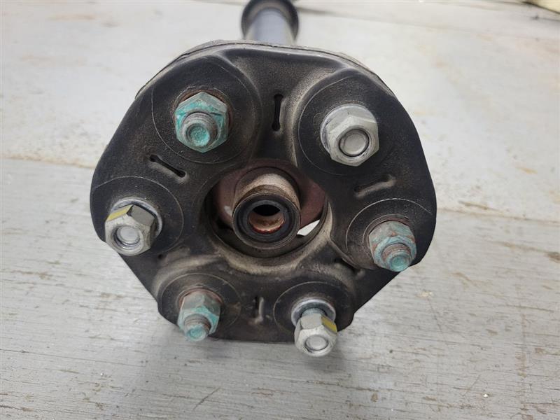 2017 CAMARO REAR DRIVE SHAFT, SS, MANUAL TRANSMI 25517 - image 6