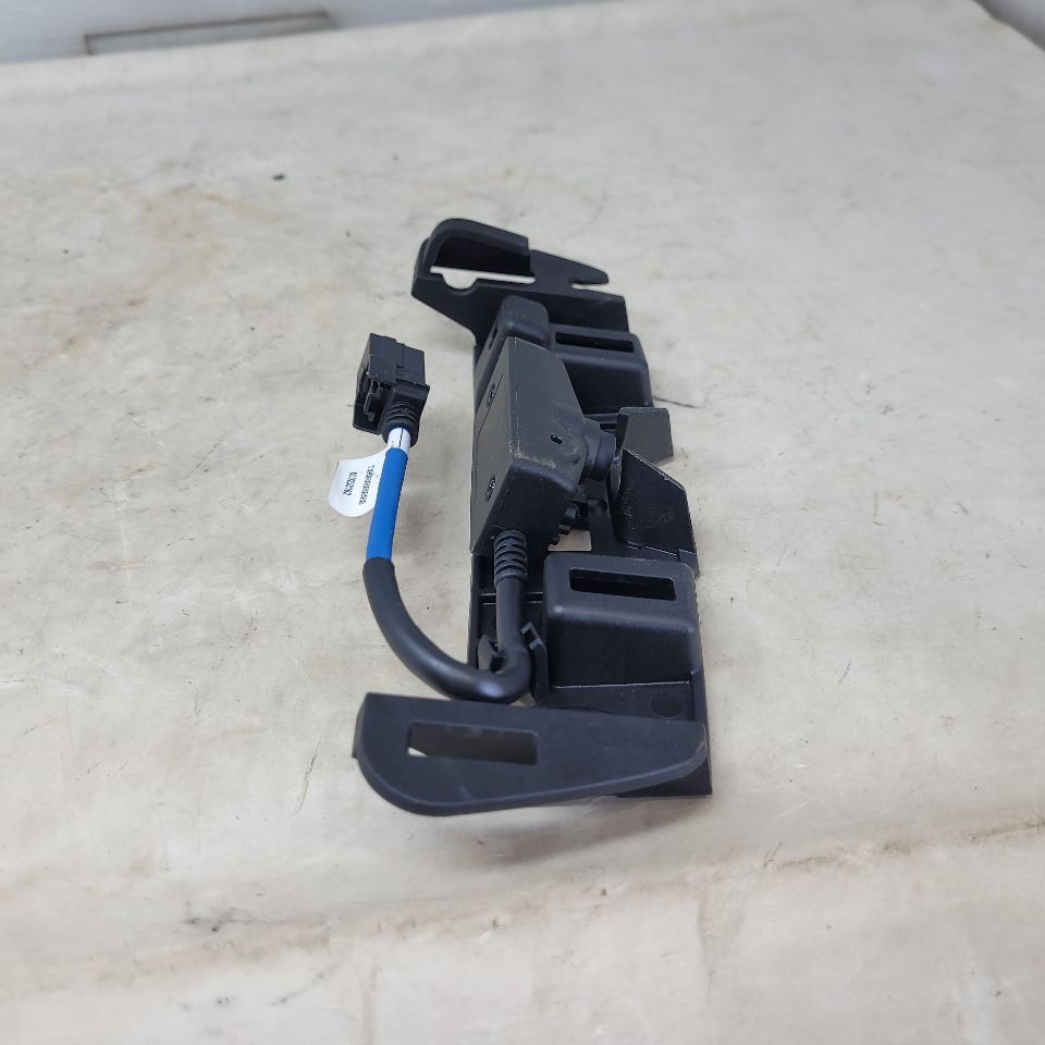 2017 CAMARO FRONT PERFORMANCE DATA RECORDER PDR 25518 - image 8