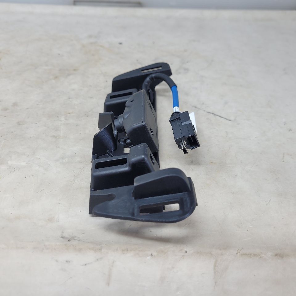 2017 CAMARO FRONT PERFORMANCE DATA RECORDER PDR 25518 - image 11