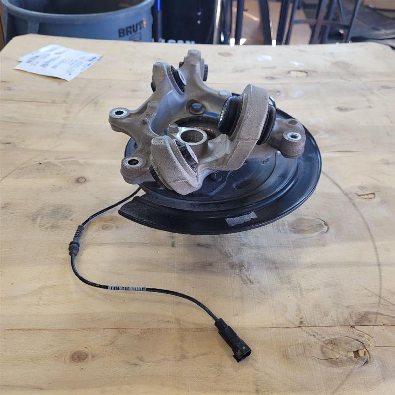 2017 CAMARO SS 1LE RH REAR SPINDLE & HUB 43K 25534 - image 2