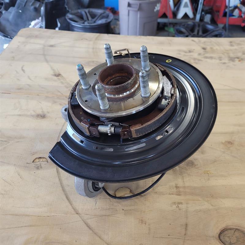 2017 CAMARO SS 1LE RH REAR SPINDLE & HUB 43K 25534 - image 9