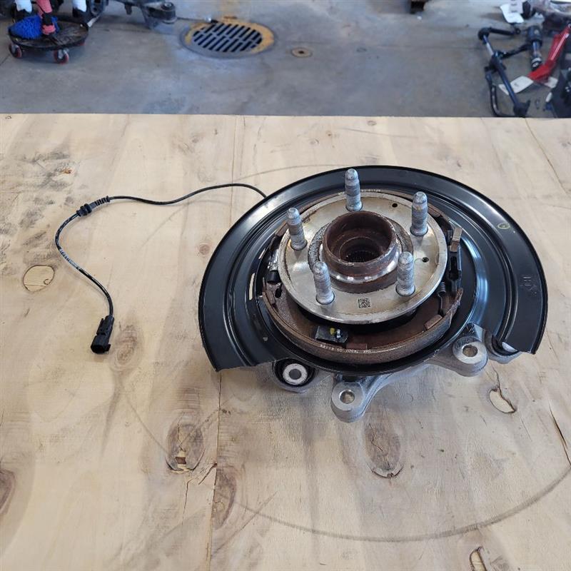 2017 CAMARO SS 1LE LH REAR SPINDLE & HUB 43K 25535 - image 4