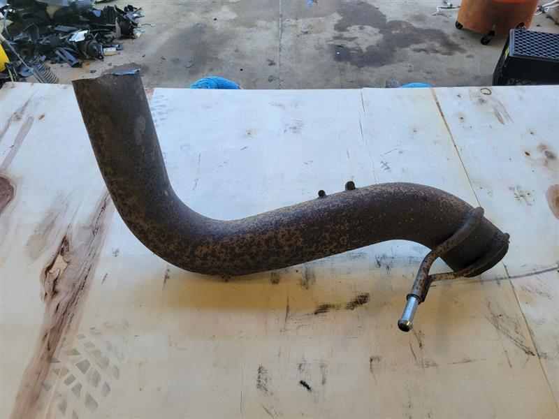 2019 ESCALADE 6.2L EXHAUST OVER AXLE PIPE & RESONA 25657 - image 10