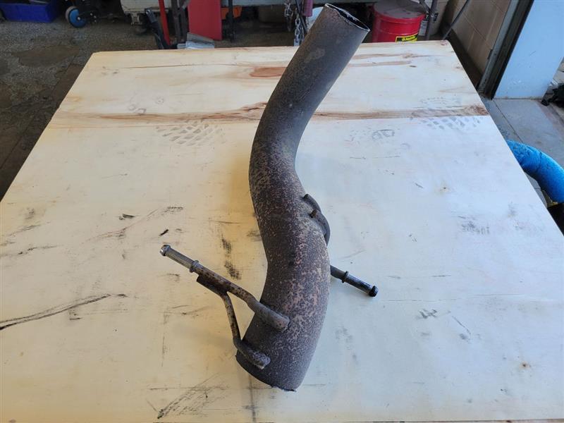 2019 ESCALADE 6.2L EXHAUST OVER AXLE PIPE & RESONA 25657 - image 11