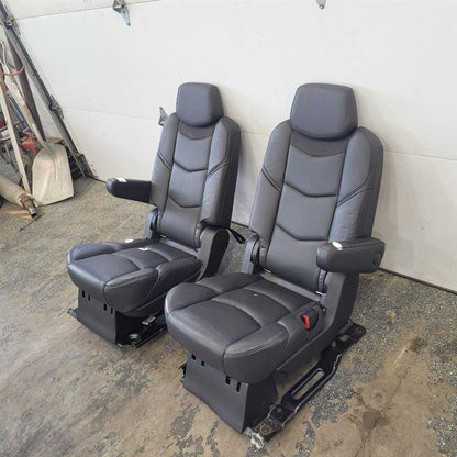 2019 ESCALADE 2ND ROW REAR SEATS BLACK LEATHER 25664 - image 2