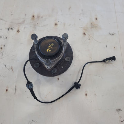 2019 ESCALADE OEM FRONT HUB 2WD RWD 48K MILES 25696 - image 6