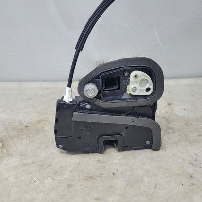 2019 ESCALADE FRONT PASSENGER DOOR LATCH 25717 - image 2