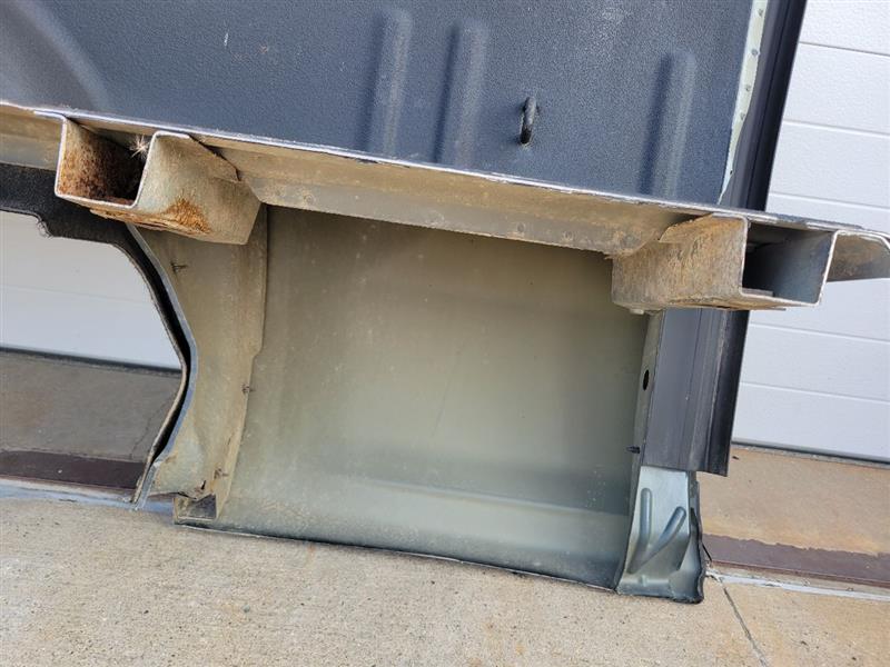 2017 SILVRDO15 LH 6'6" BOX BED SIDE GASOLINE MET 25720 - image 8