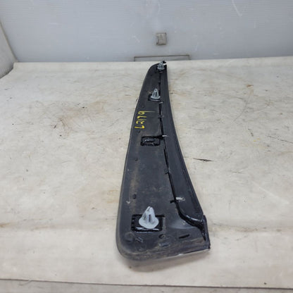 2019 ESCALADE LH DRIVER CHROME C PILLAR APPLIQUE 25741 - image 3