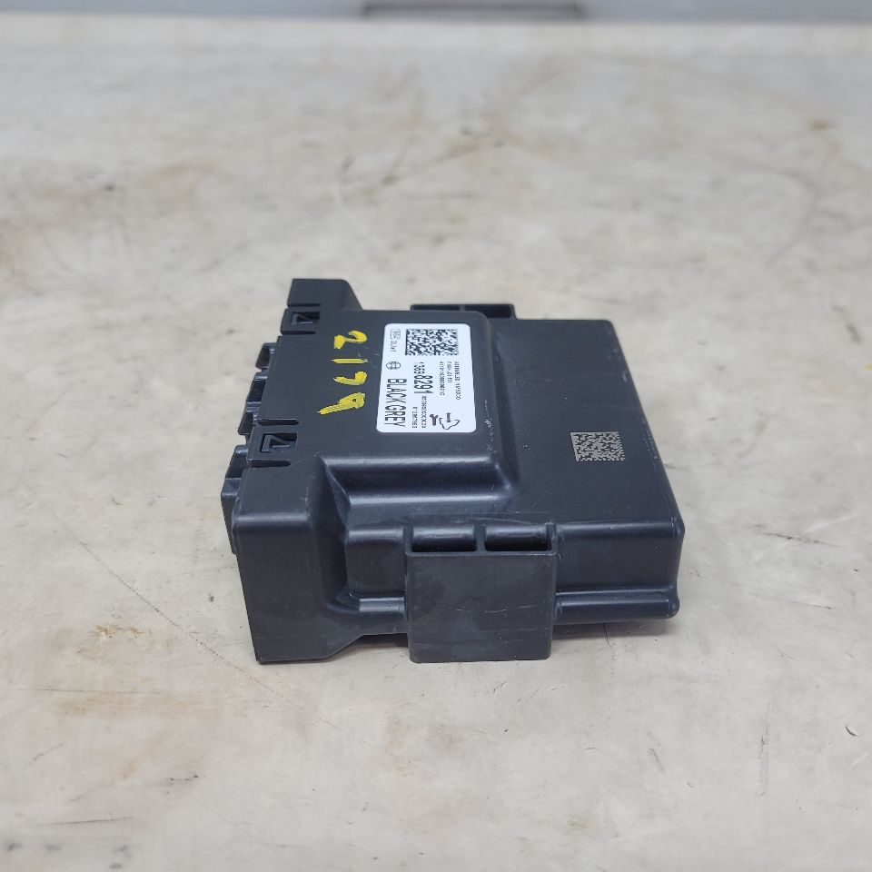 2019 ESCALADE SERIAL DATA GATEWAY MODULE 13598291 25748 - image 2