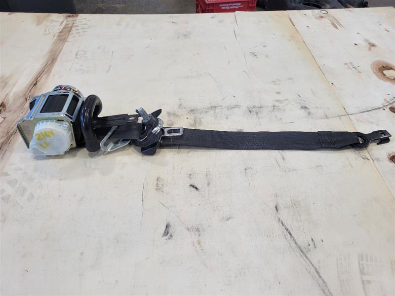 2019 SIERRA150 LH DRIVER FRONT SEAT BELT RETRACTOR 25792 - image 3